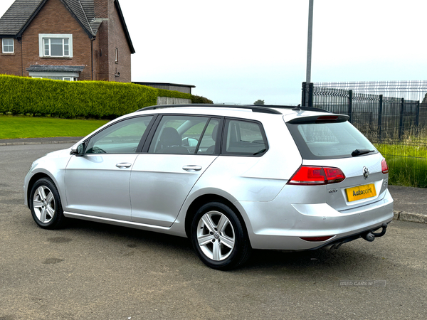 Volkswagen Golf DIESEL ESTATE in Antrim