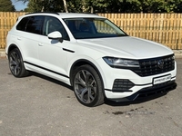 Volkswagen Touareg SEL TECH **R-LINE STYLING** 3.0V6 TDI 282 BHP R-LINE BLACK EDITION STYLING in Tyrone