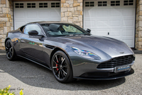 Aston Martin DB11 COUPE in Down