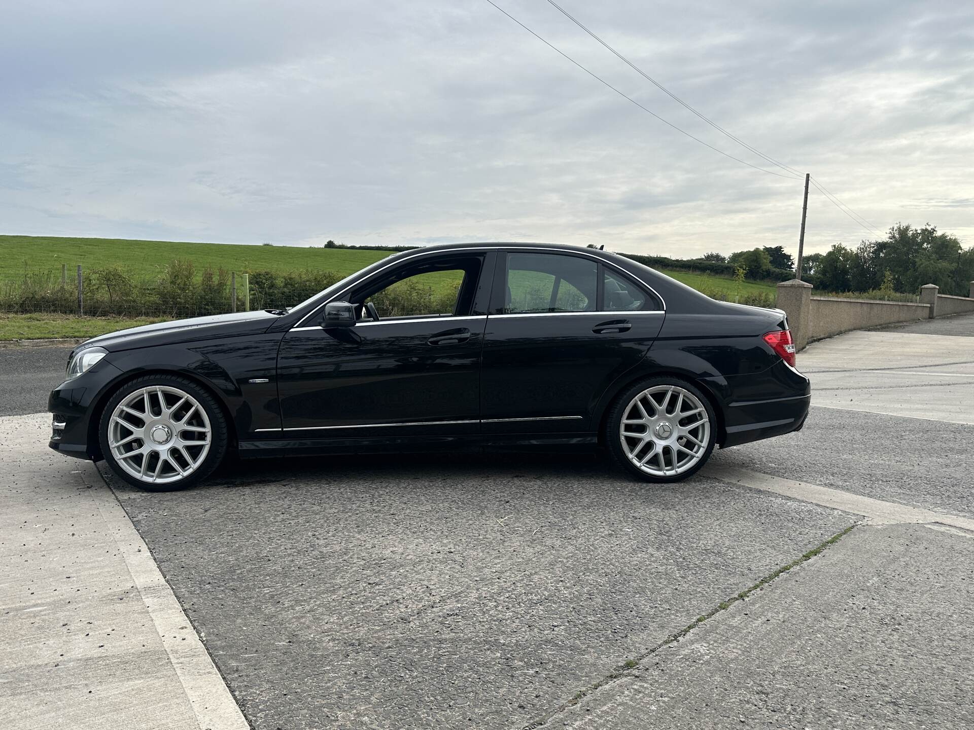 Mercedes C-Class SALOON in Down