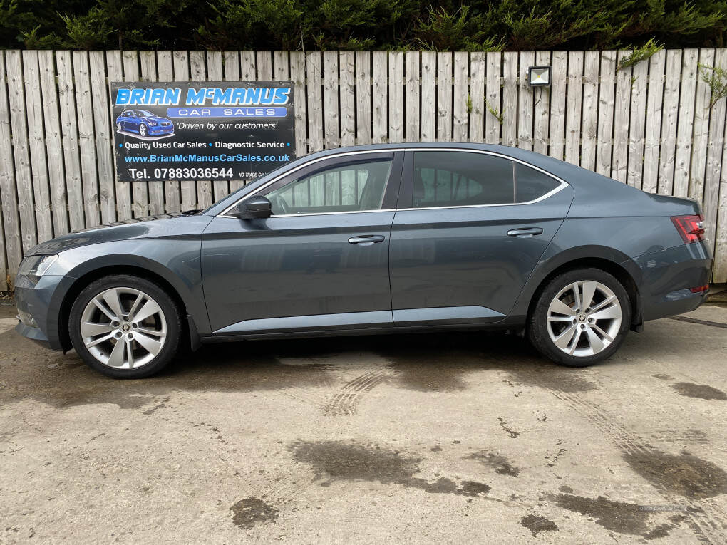 Nov 2016 Skoda Superb 2.0 TDI CR SE L Executive 5dr