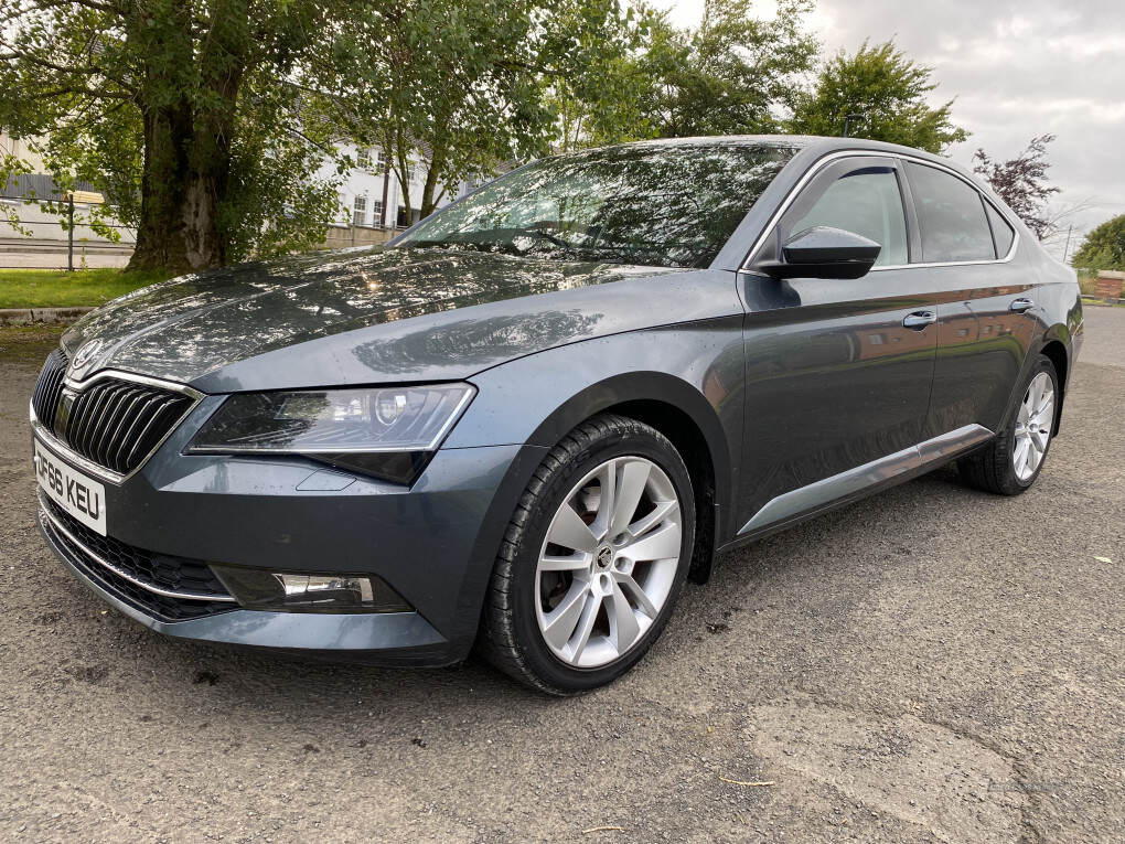 Nov 2016 Skoda Superb 2.0 TDI CR SE L Executive 5dr