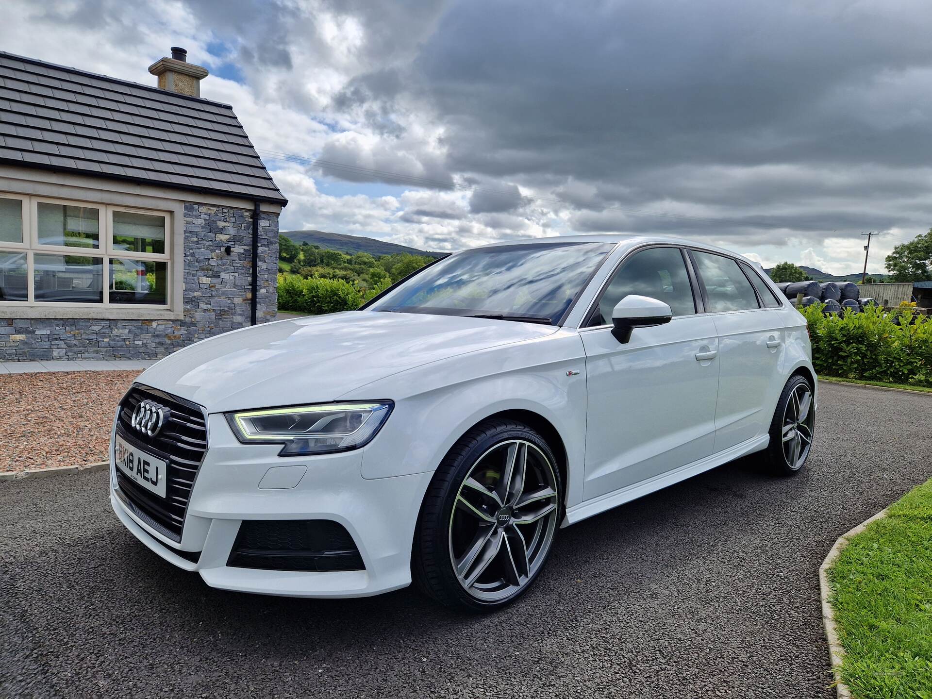 Audi A3 DIESEL SPORTBACK in Down