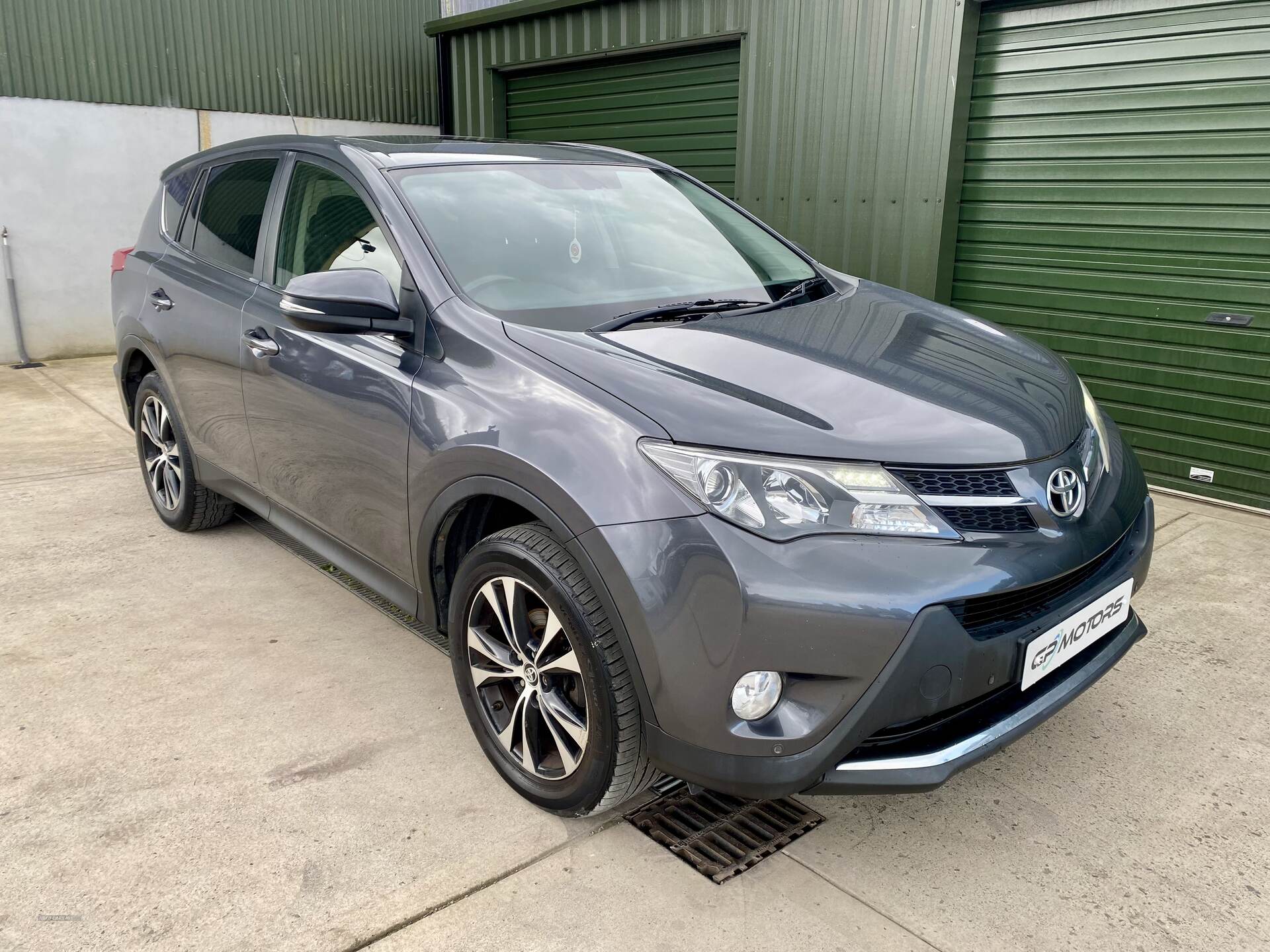 Toyota RAV4 DIESEL ESTATE in Armagh