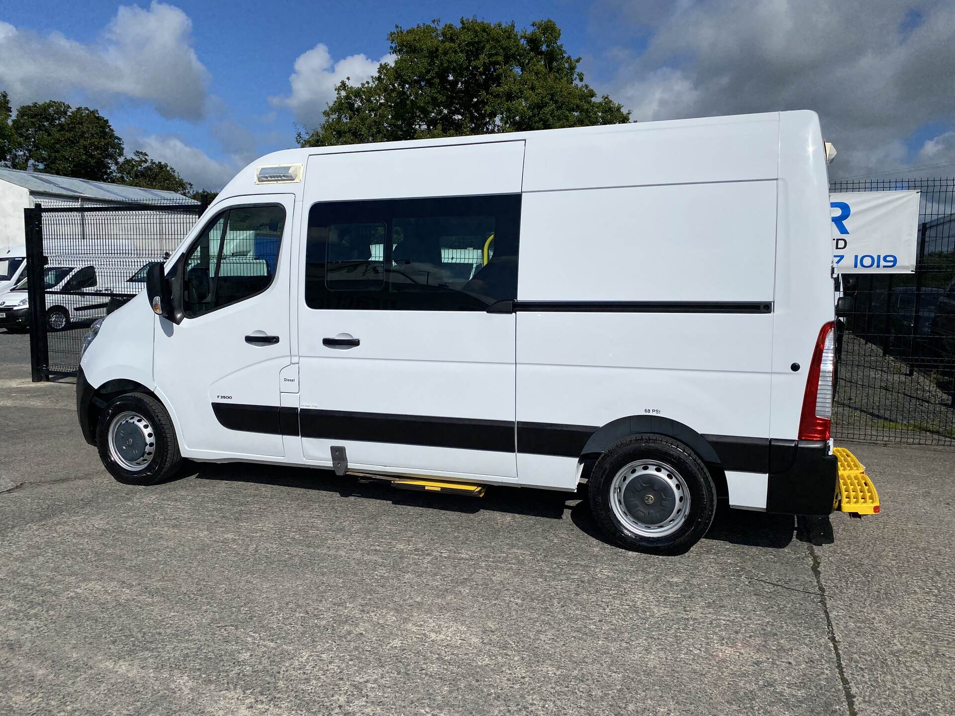 Vauxhall Movano 35 L2 DIESEL FWD in Down