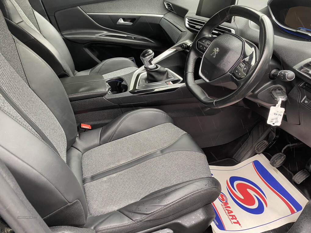 Mar 2018 Peugeot 3008 1.6 BlueHDi 120 Allure 5dr