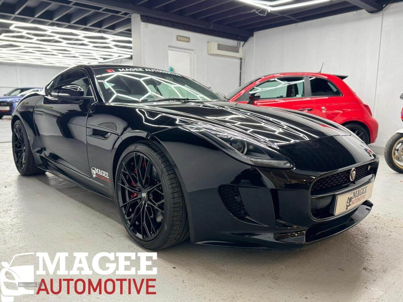 Jan 2015 Jaguar F-Type 5.0 Supercharged V8 R 2dr Auto