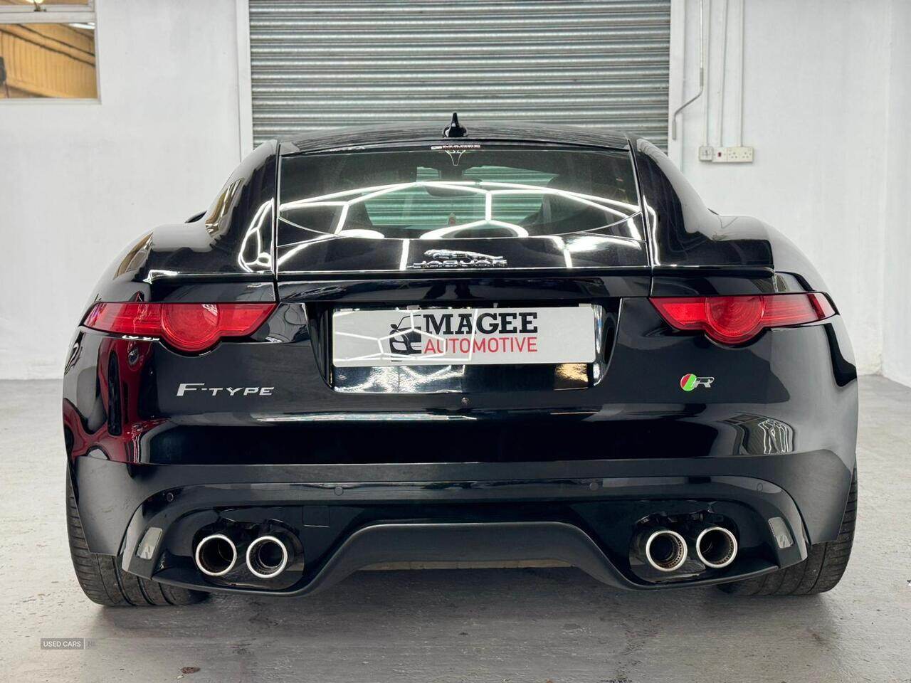 Jan 2015 Jaguar F-Type 5.0 Supercharged V8 R 2dr Auto
