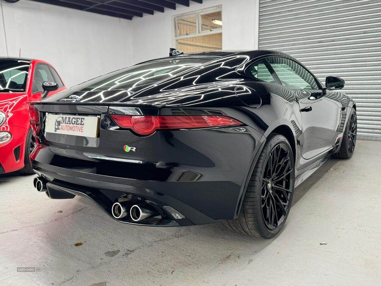 Jan 2015 Jaguar F-Type 5.0 Supercharged V8 R 2dr Auto