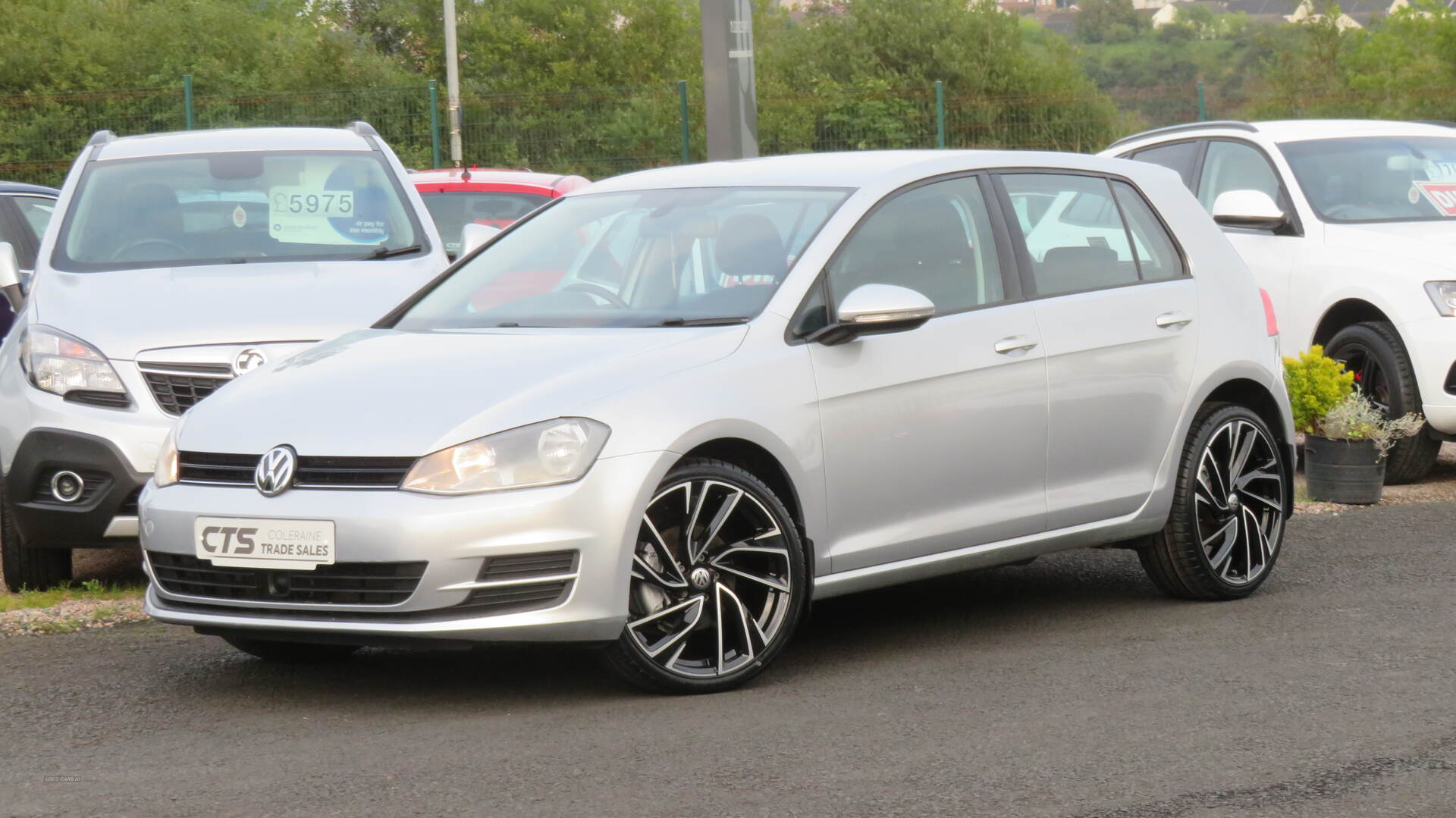 Volkswagen Golf DIESEL HATCHBACK in Derry / Londonderry