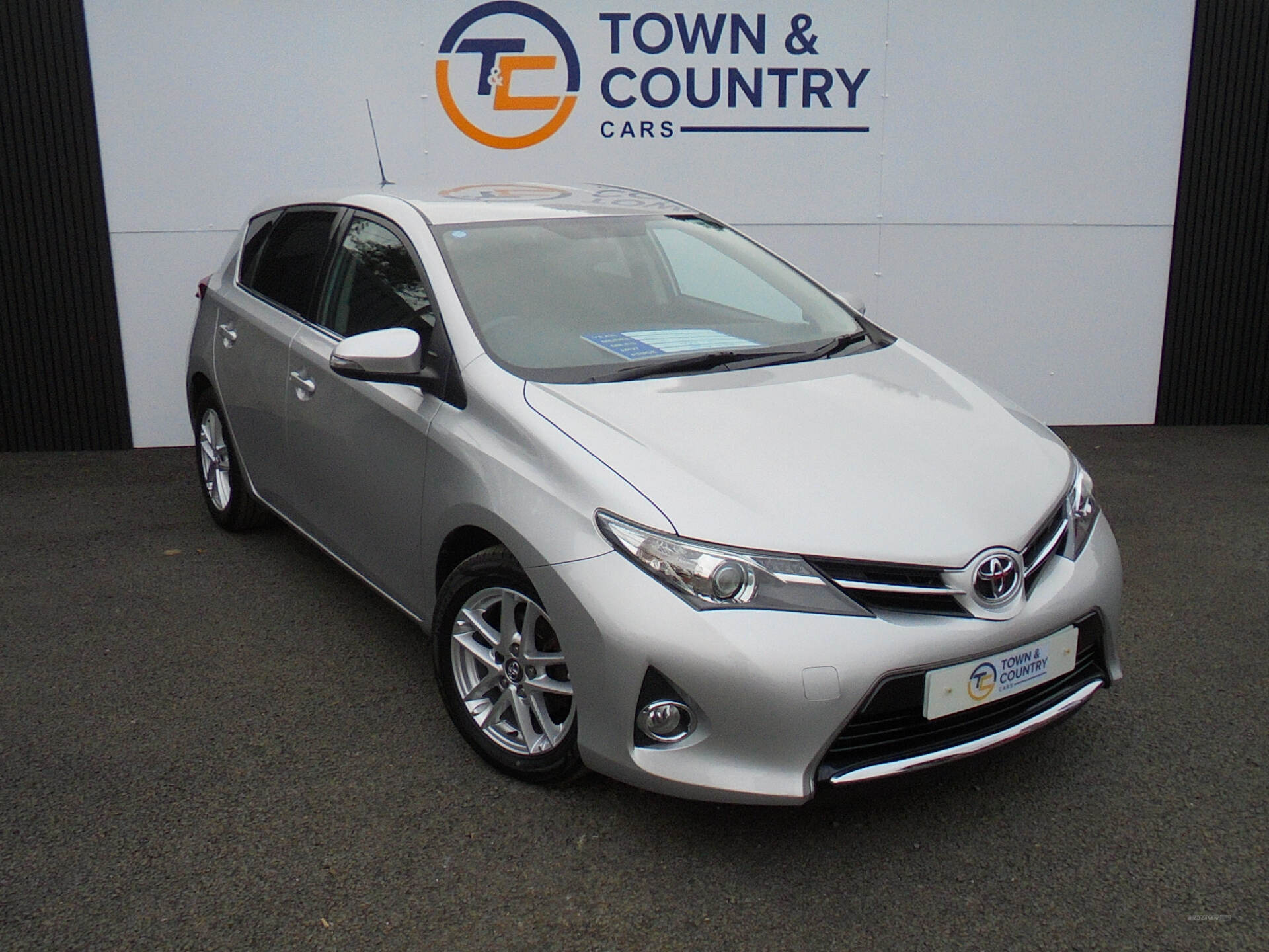 Toyota Auris DIESEL HATCHBACK in Antrim