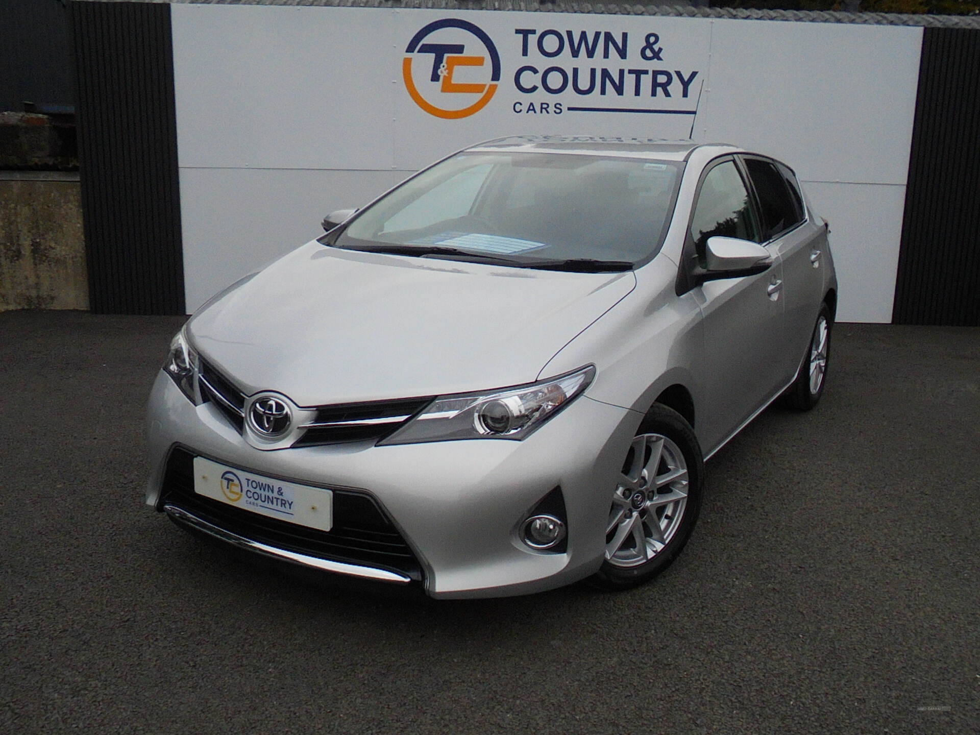 Toyota Auris DIESEL HATCHBACK in Antrim