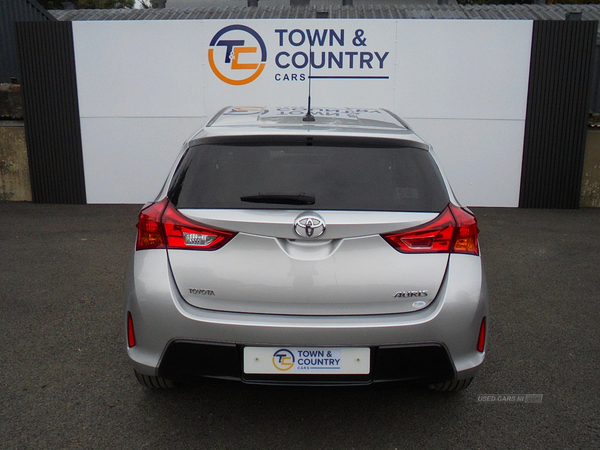 Toyota Auris DIESEL HATCHBACK in Antrim