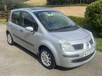 Renault Modus 1.4 Dynamique 5dr [Euro 4] in Down