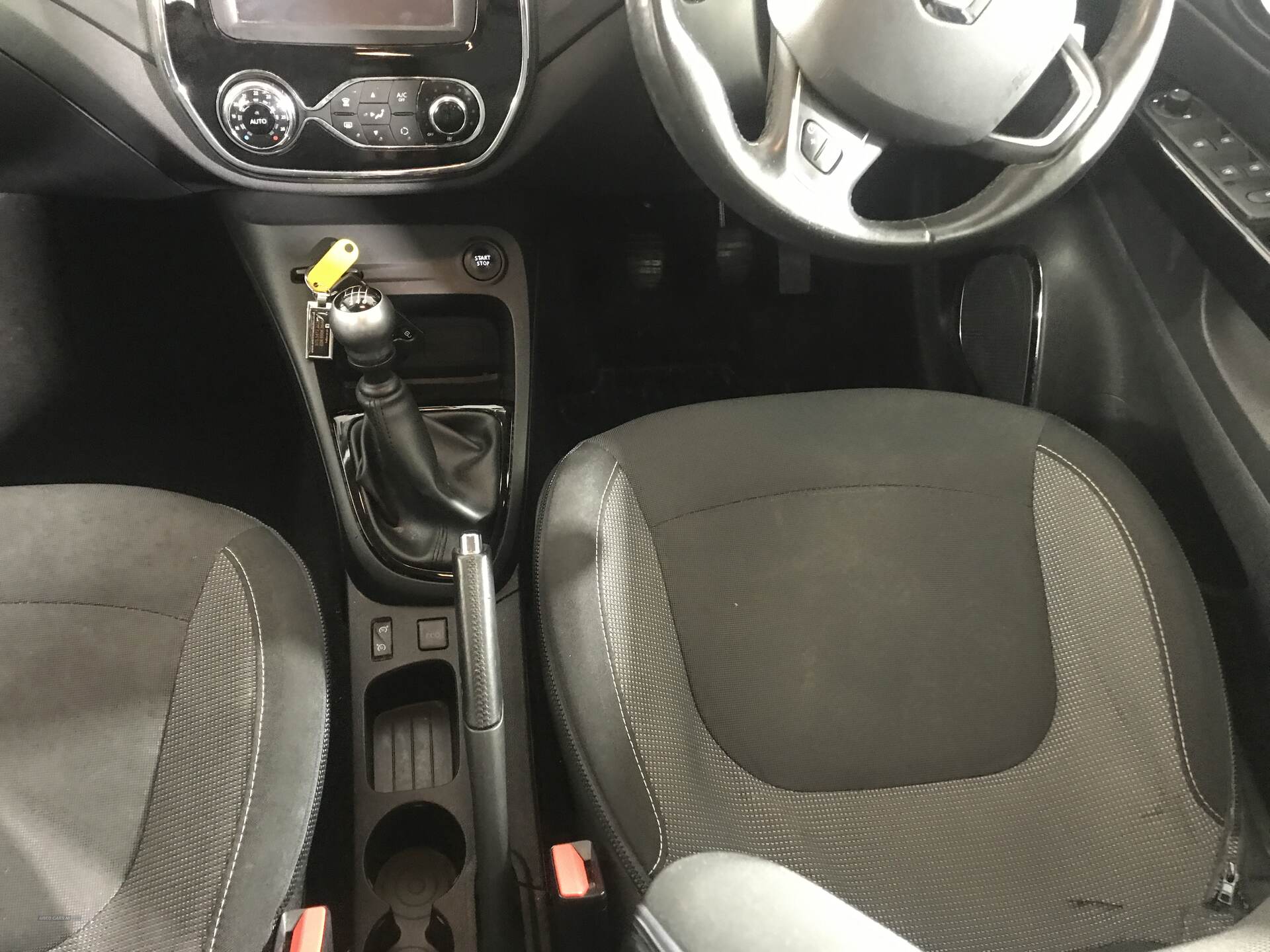 Renault Captur DIESEL HATCHBACK in Antrim