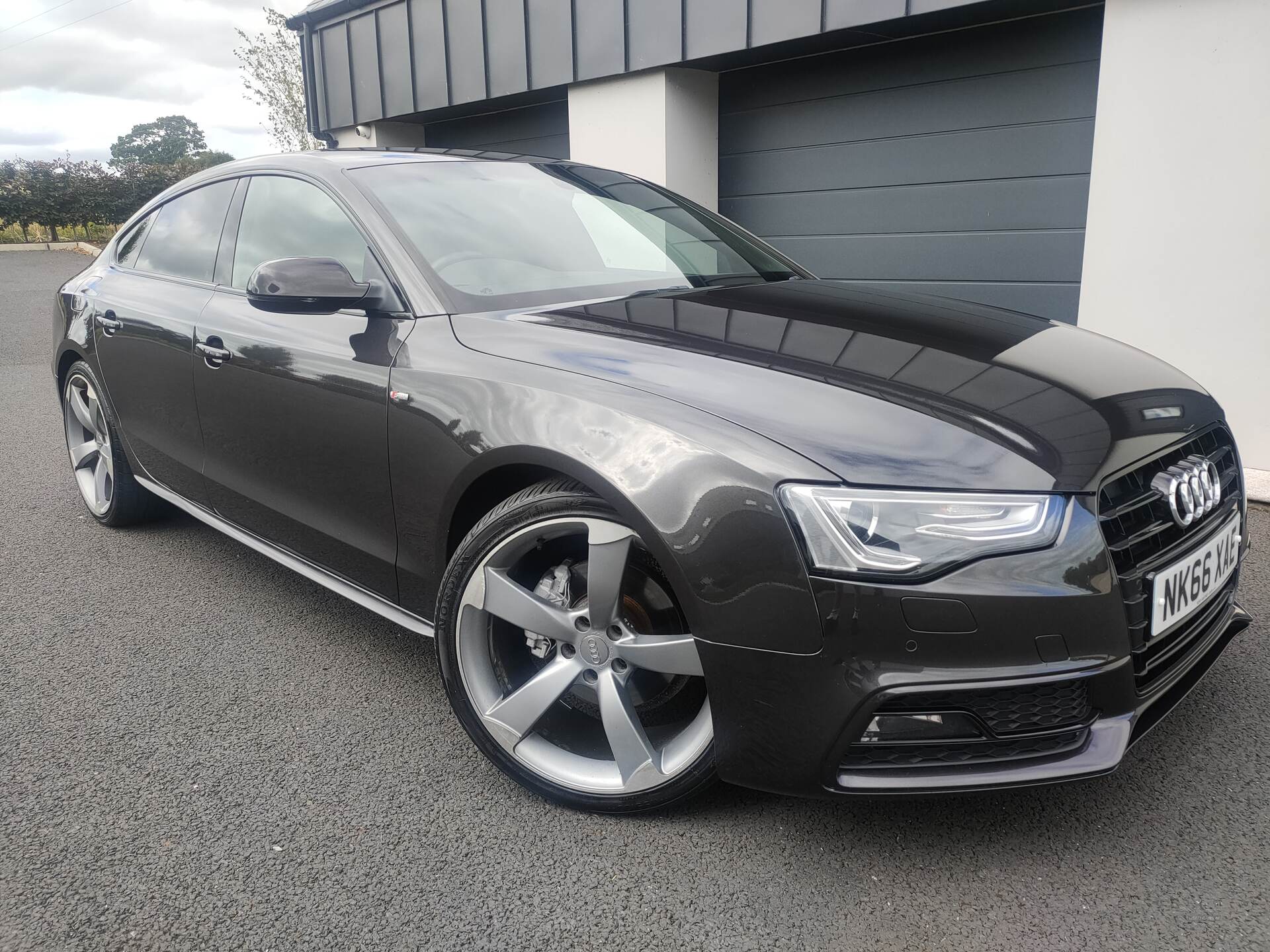 Audi A5 DIESEL SPORTBACK in Armagh