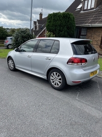 Volkswagen Golf 1.6 TDi 105 BlueMotion 5dr in Armagh