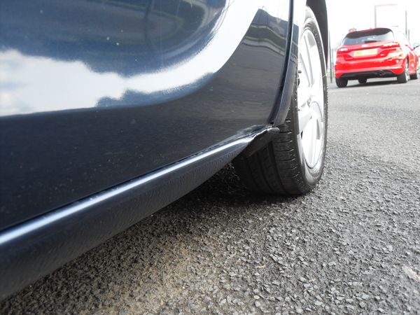 Vauxhall Meriva DIESEL ESTATE in Derry / Londonderry