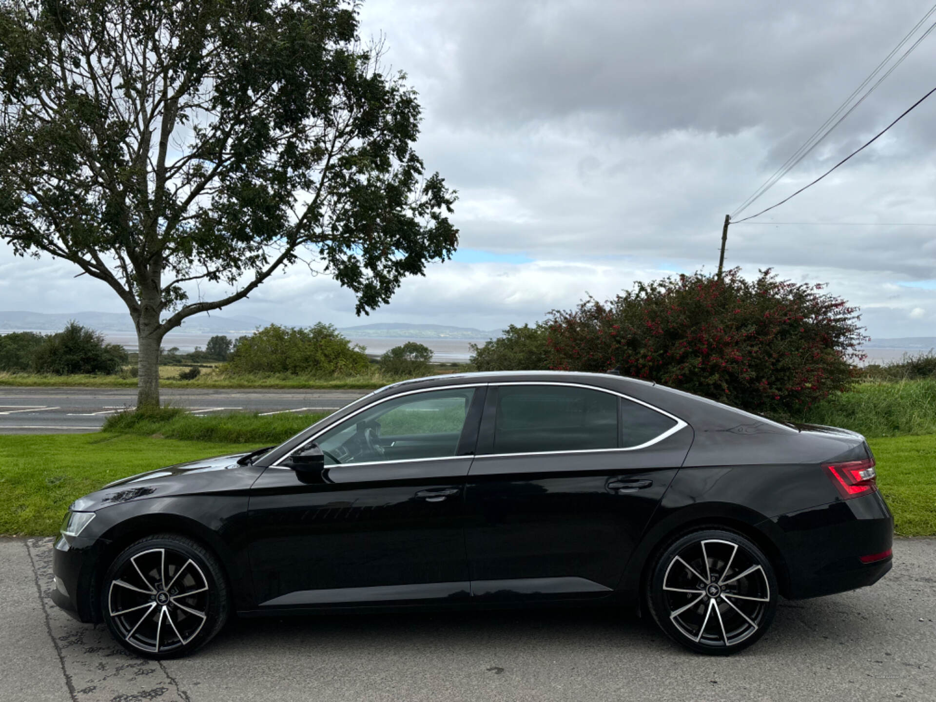 Skoda Superb DIESEL HATCHBACK in Derry / Londonderry