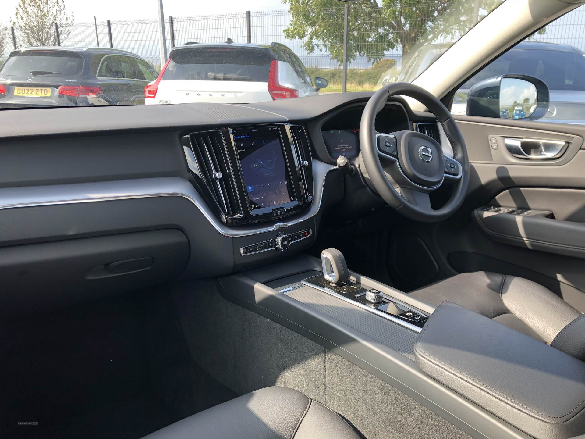 Volvo XC60 DIESEL ESTATE in Derry / Londonderry