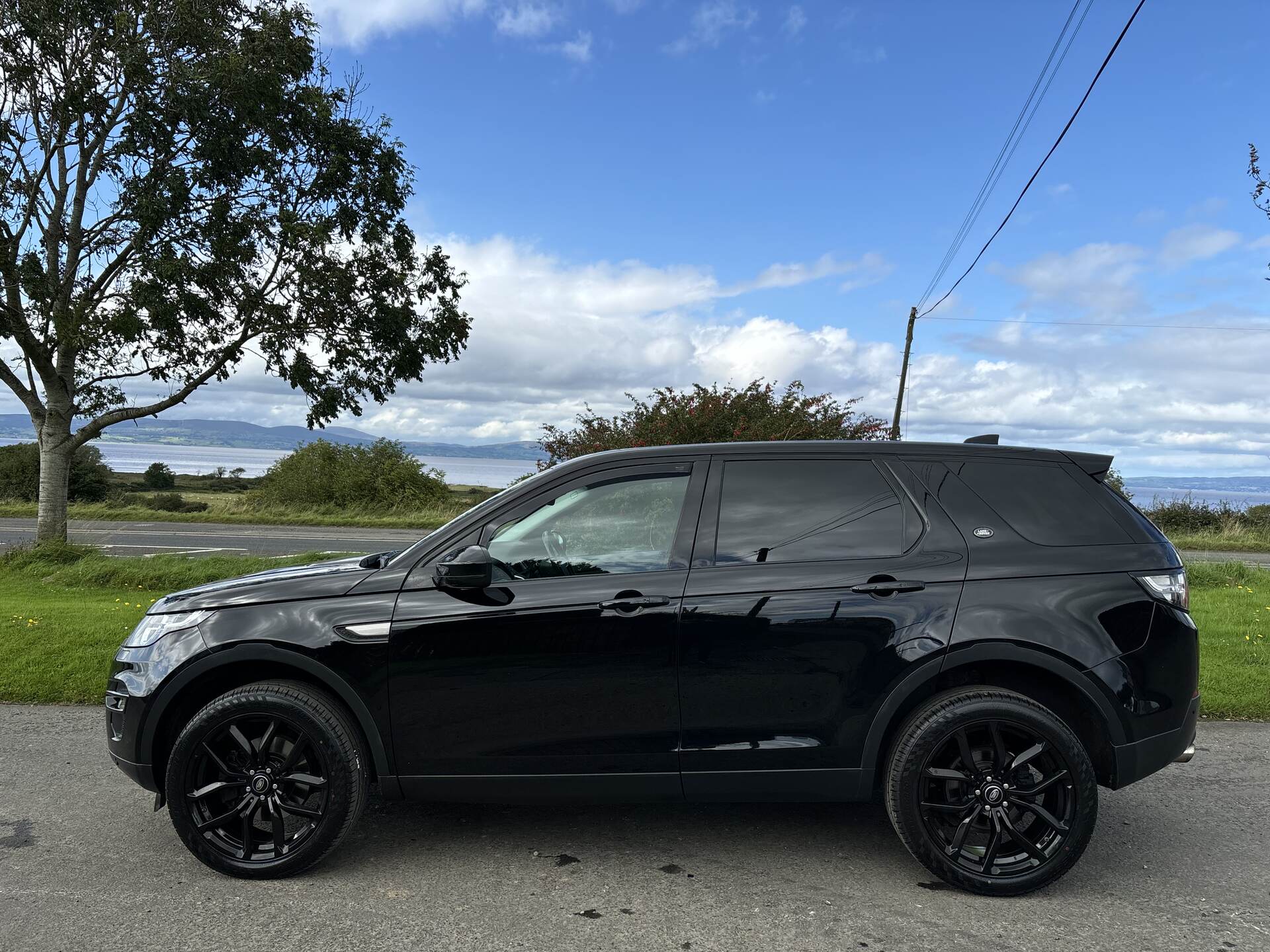 Land Rover Discovery Sport DIESEL SW in Derry / Londonderry