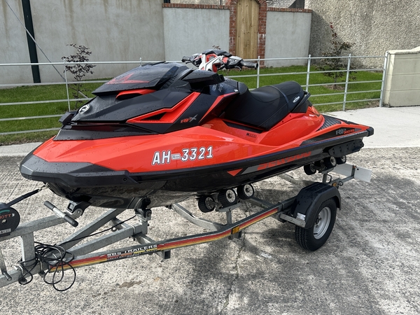 Sea-Doo RXP 300RS in Down