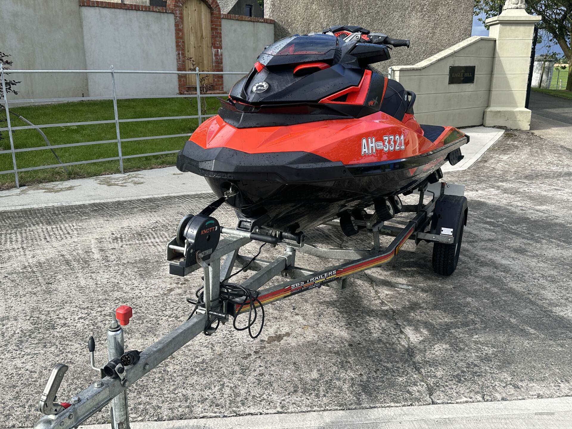 Sea-Doo RXP 300RS in Down