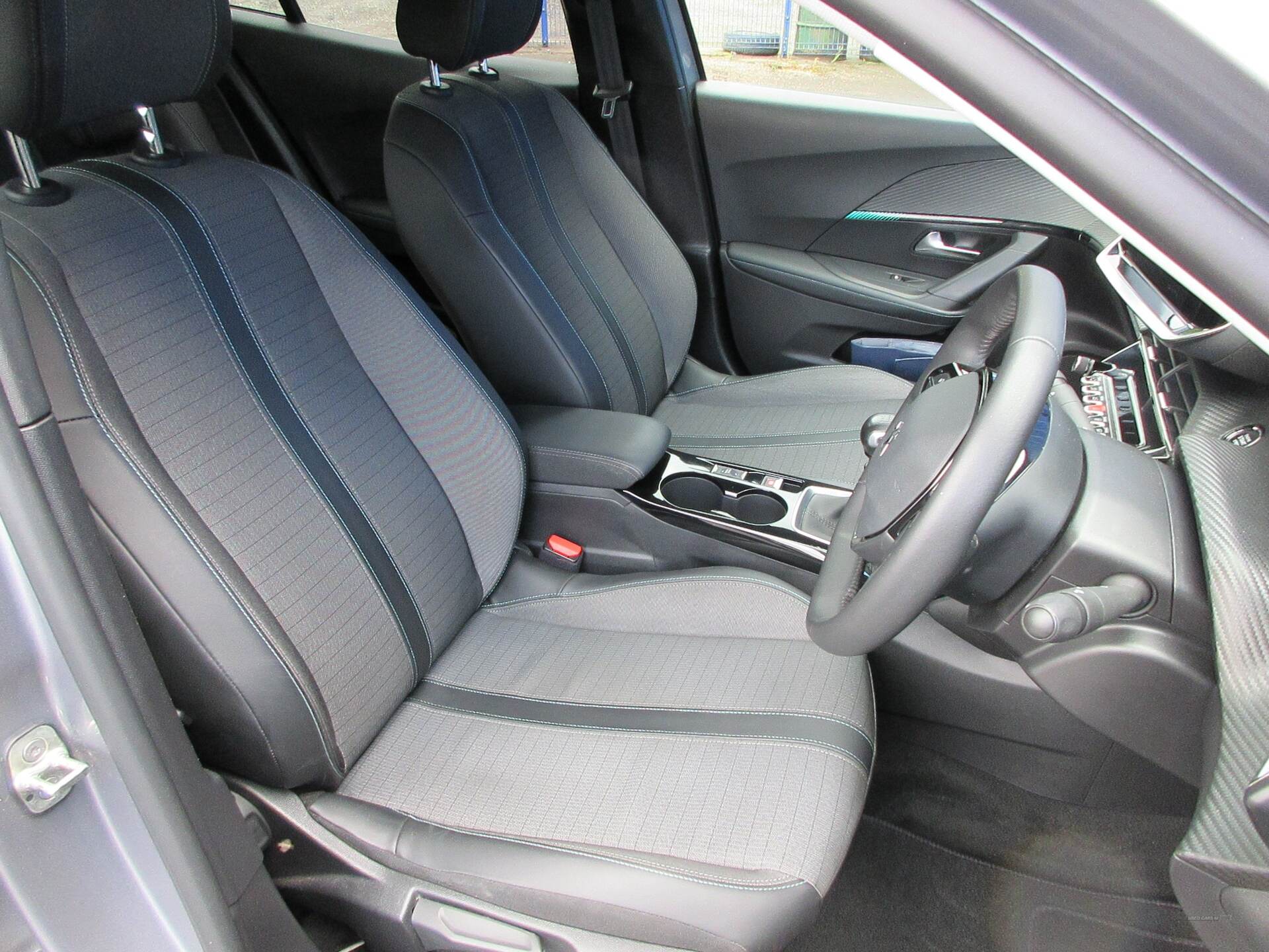 Apr 2021 Peugeot 2008 1.2 PureTech Allure 5dr
