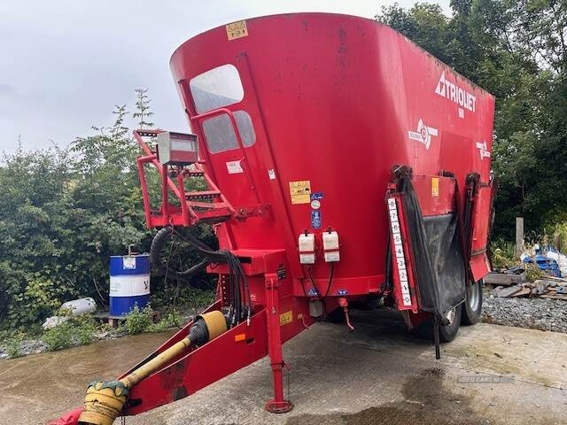   Trioliet  2400-2T ZK Tandem Axle Diet Feeder