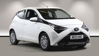 Toyota Aygo 1.0 VVT-i x-play Hatchback 5dr Petrol Manual Euro 6 (s/s) (71 ps) in North Lanarkshire