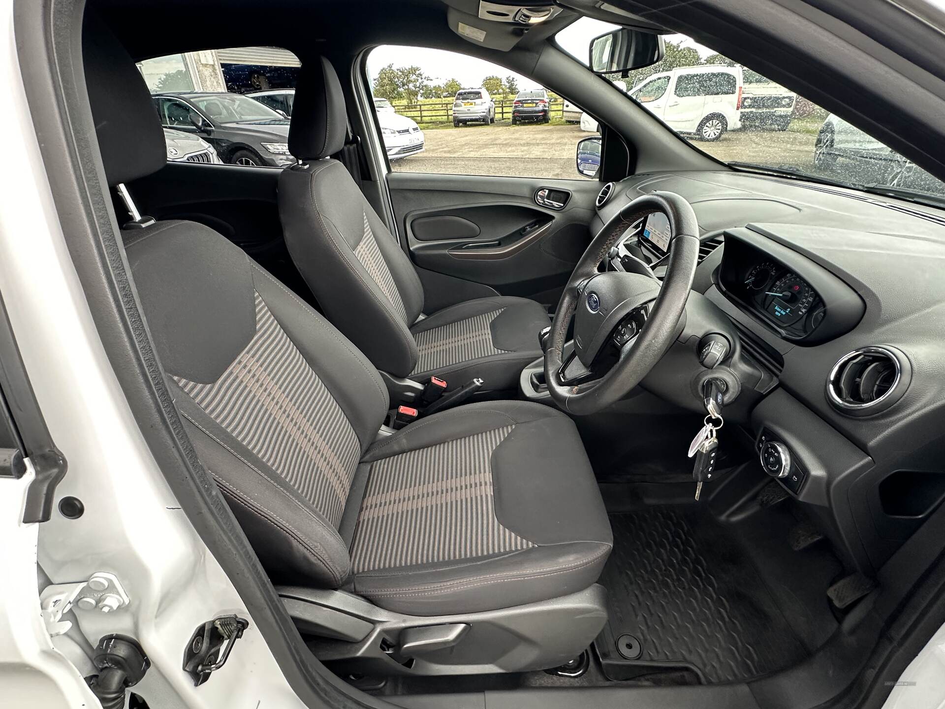 Ford Ka + HATCHBACK in Antrim