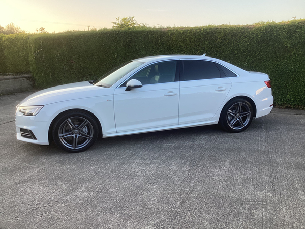 Audi A4 DIESEL SALOON in Down