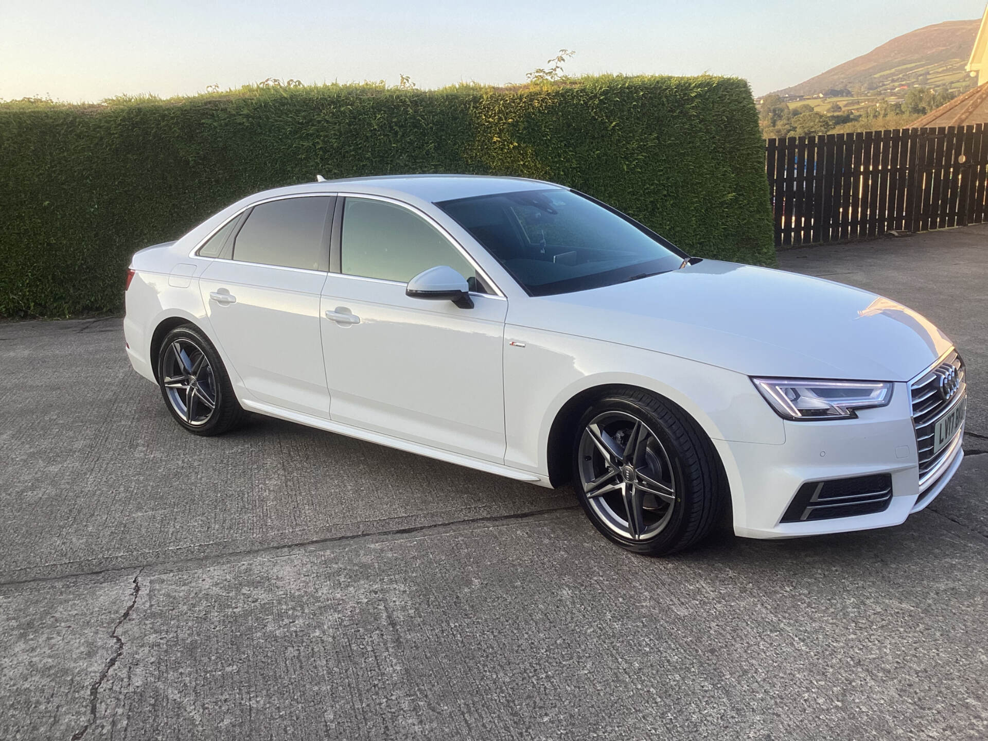 Audi A4 DIESEL SALOON in Down