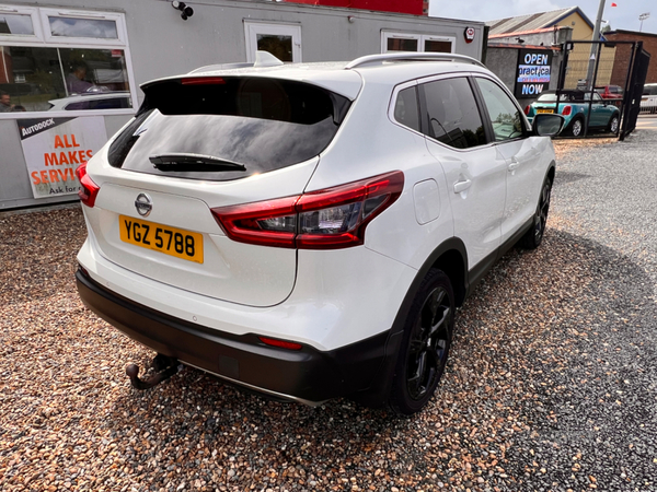 Nissan Qashqai DIESEL HATCHBACK in Antrim