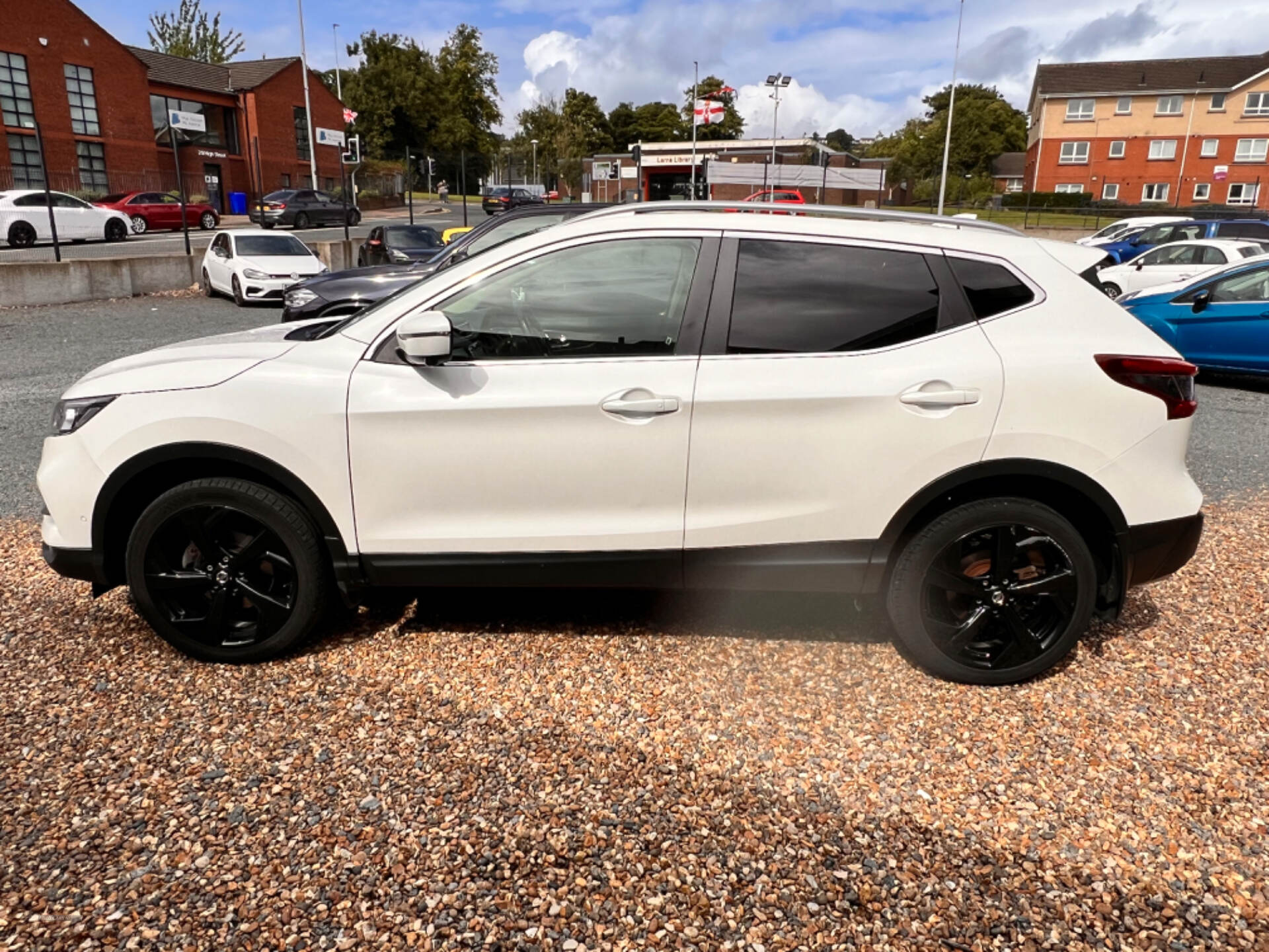 Nissan Qashqai DIESEL HATCHBACK in Antrim