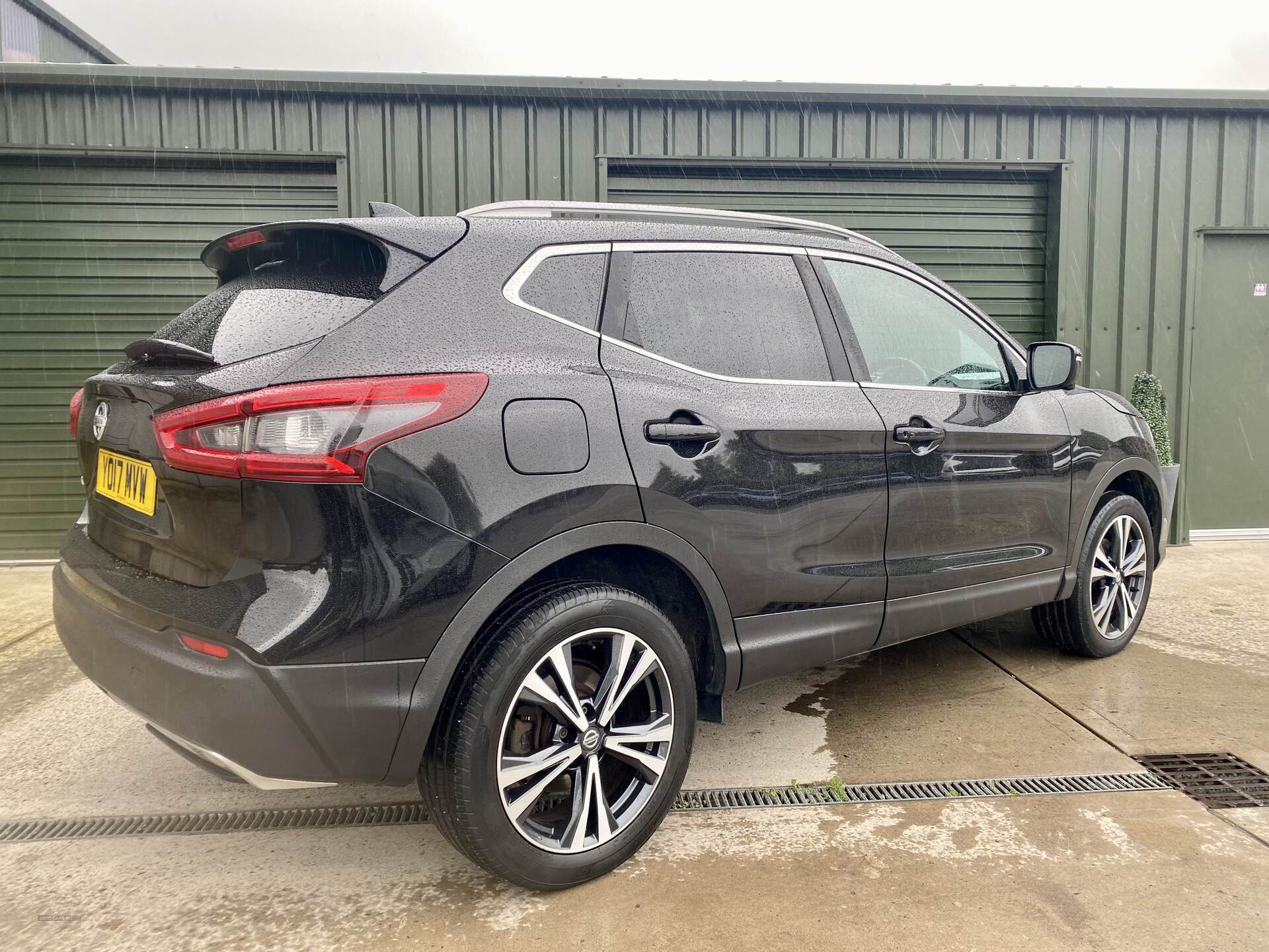 Nissan Qashqai DIESEL HATCHBACK in Armagh