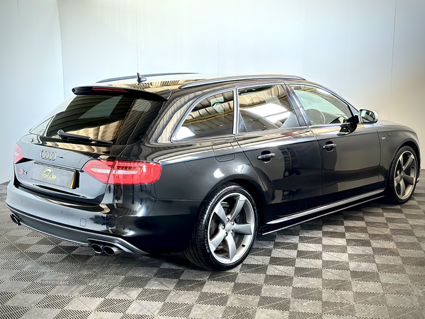 Audi A4 AVANT SPECIAL EDITIONS in Tyrone