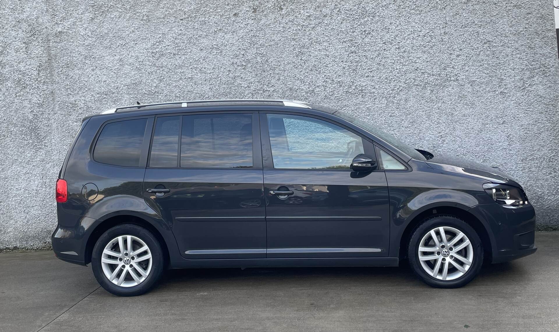 Volkswagen Touran DIESEL ESTATE in Tyrone