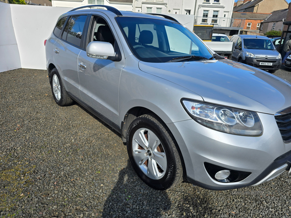 Hyundai Santa Fe DIESEL ESTATE in Antrim