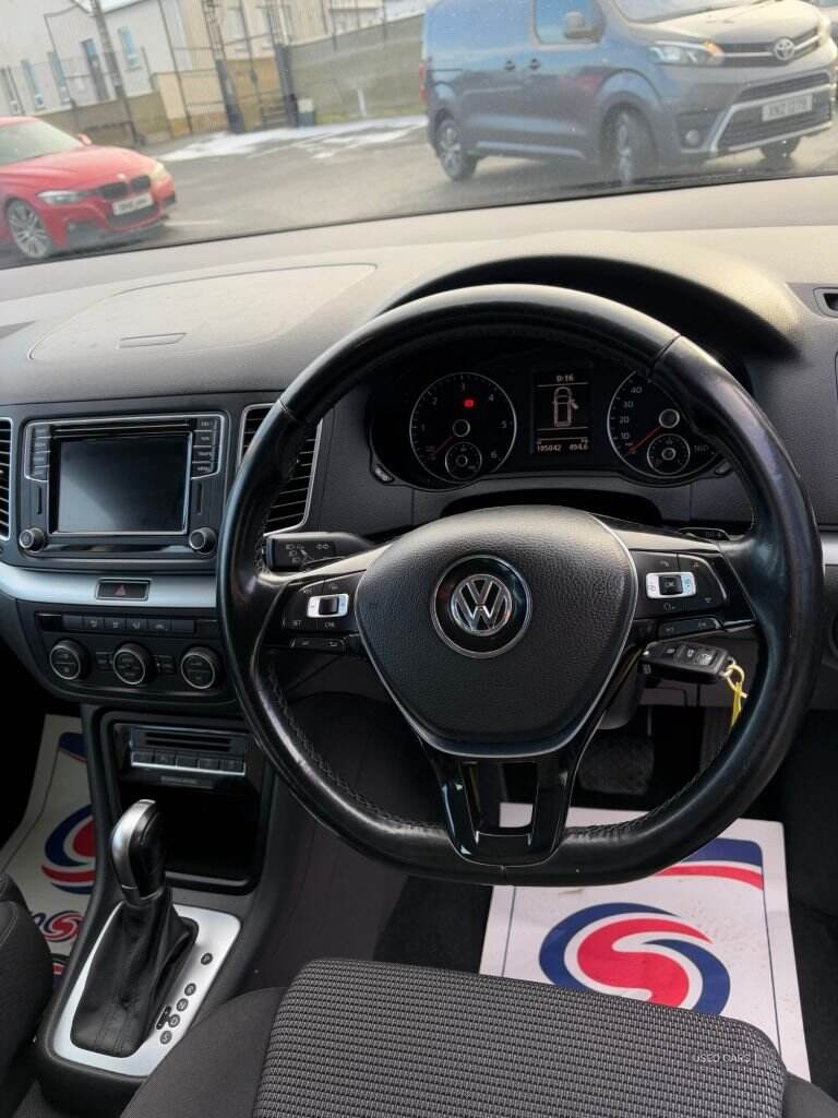 May 2017 Volkswagen Sharan 2.0 TDI CR BlueMotion Tech 150 SE Nav 5dr DSG