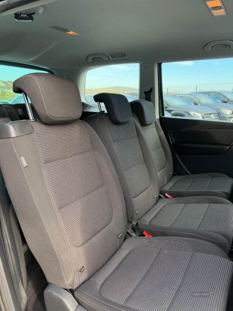 May 2017 Volkswagen Sharan 2.0 TDI CR BlueMotion Tech 150 SE Nav 5dr DSG