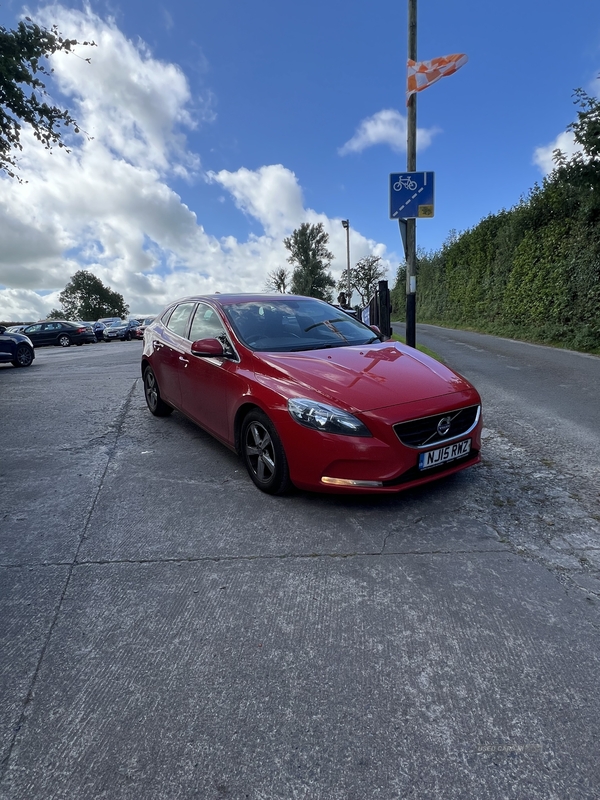 Volvo V40 DIESEL HATCHBACK in Armagh