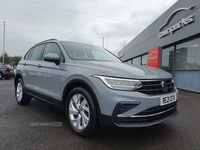 Volkswagen Tiguan LIFE 150TDI FULL VW SERVICE HISTORY REVERSE CAMERA PARKING SENSORS SAT NAV PRIVACY GLASS in Antrim