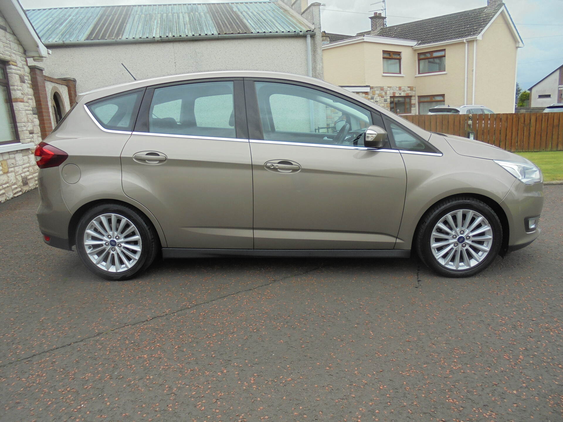 Ford C-max ESTATE in Antrim