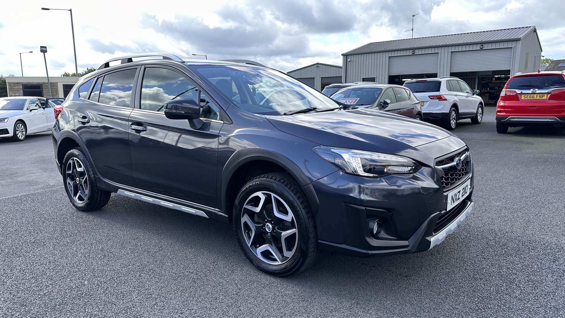 Subaru XV HATCHBACK in Down