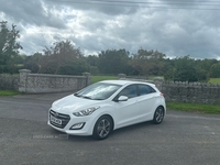 Hyundai i30 1.6 CRDi Blue Drive SE Nav 5dr DCT in Down