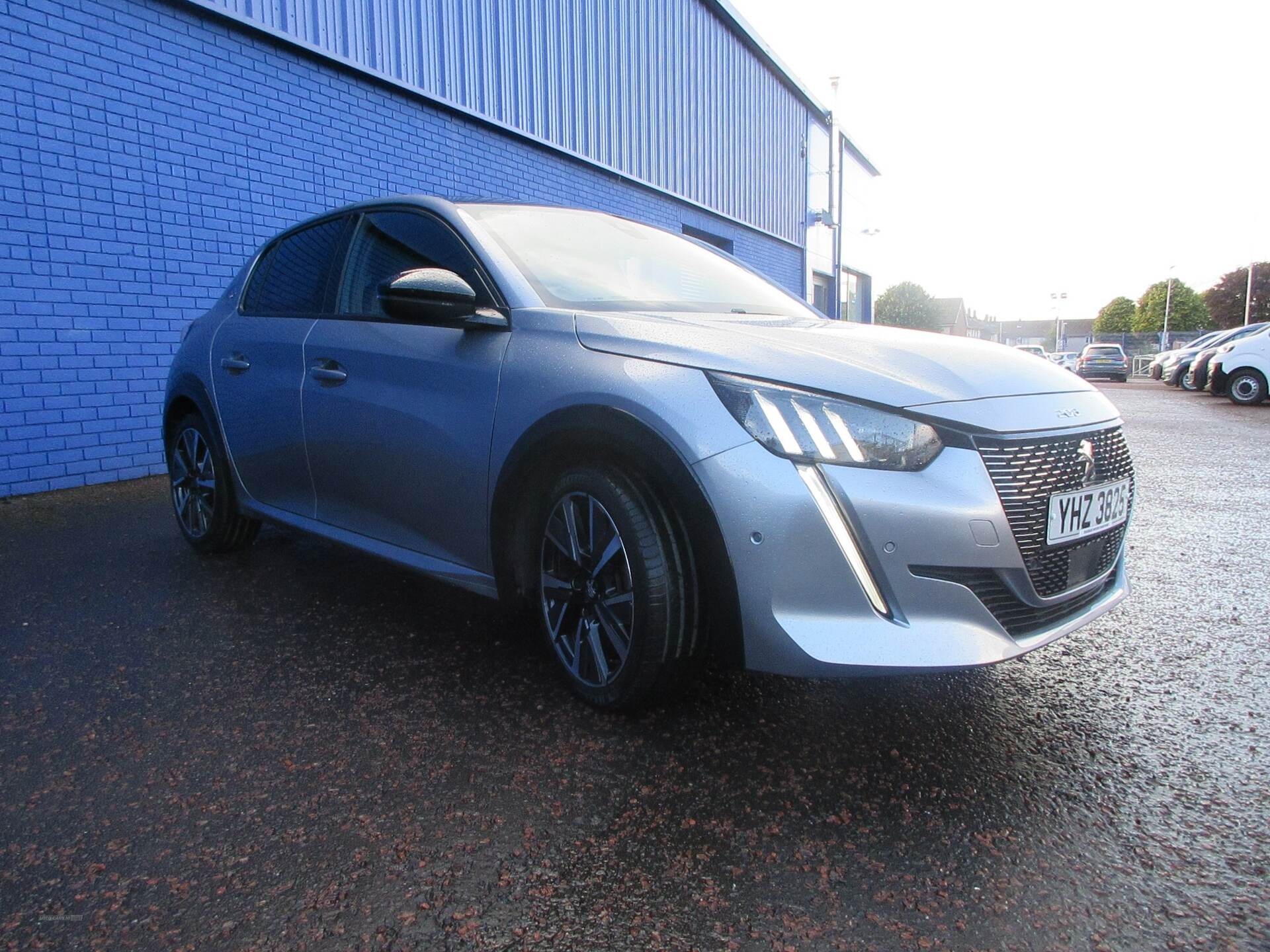 Jul 2021 Peugeot 208 1.5 BlueHDi 100 Active 5dr