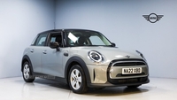 MINI Hatch 1.5 Cooper Classic Hatchback 5dr Petrol Manual Euro 6 (s/s) (136 ps) in City of Edinburgh