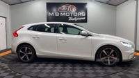 Volvo V40 2.0 V40 R-Design Nav+ D2 5dr in Antrim