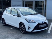 Toyota Yaris 1.5 VVT-h Icon Tech E-CVT Euro 6 (s/s) 5dr in Down